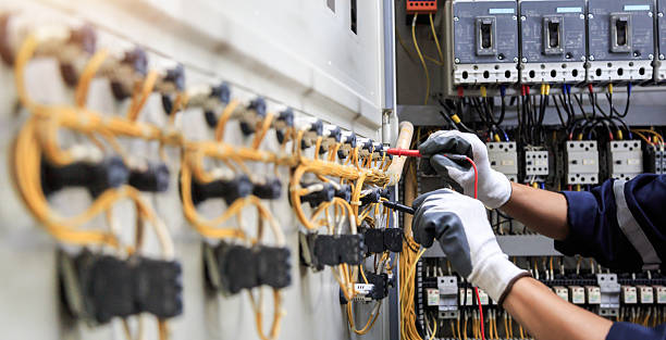Professional Electrician technician working in Crest, CA